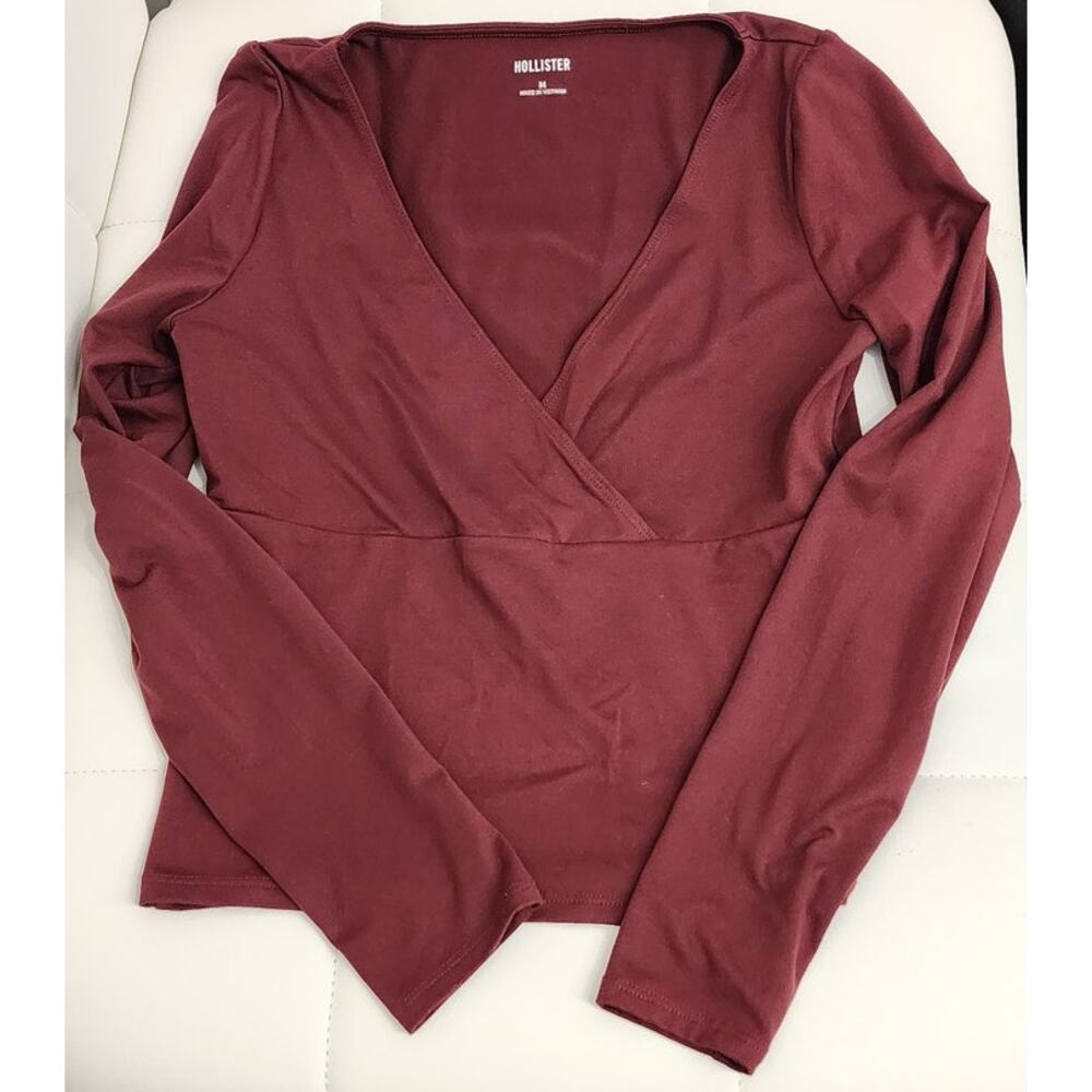 Fitted Stretch Surplice Wrap Top - M